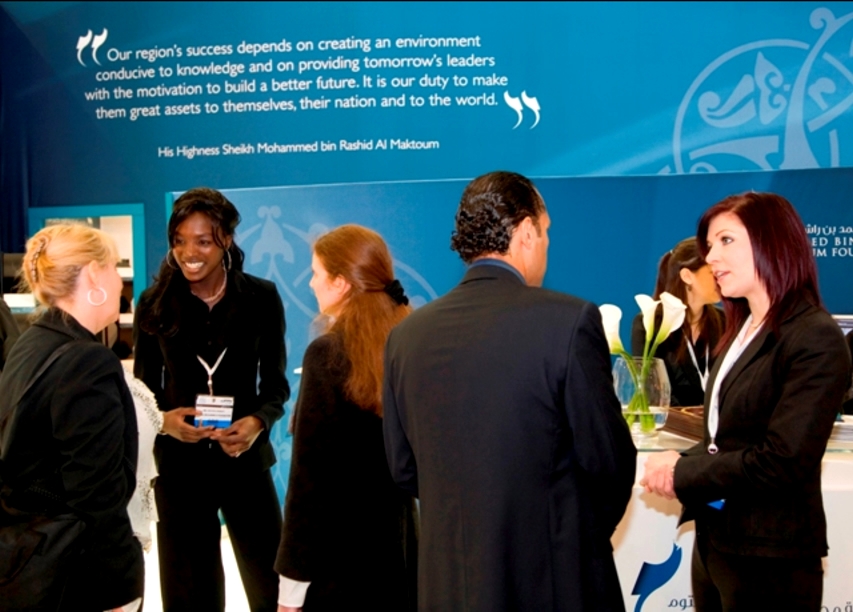 Make a great first impression with your trade show booth staffing